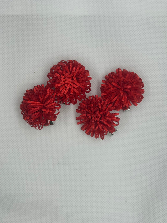 Red Pom small clips