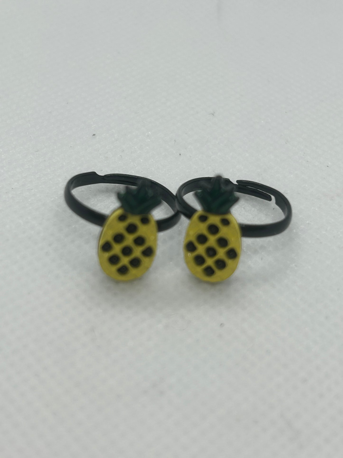 Adjustable kids rings